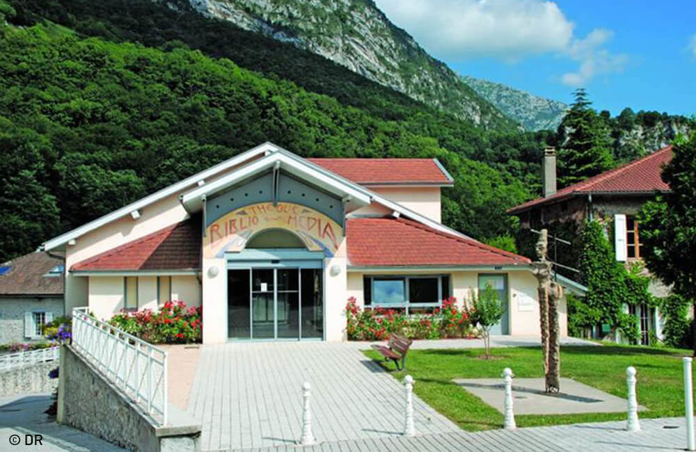 médiathèque municipale fontanil cornillon