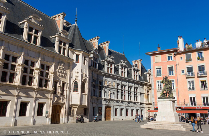 place saint-andré grenoble festival